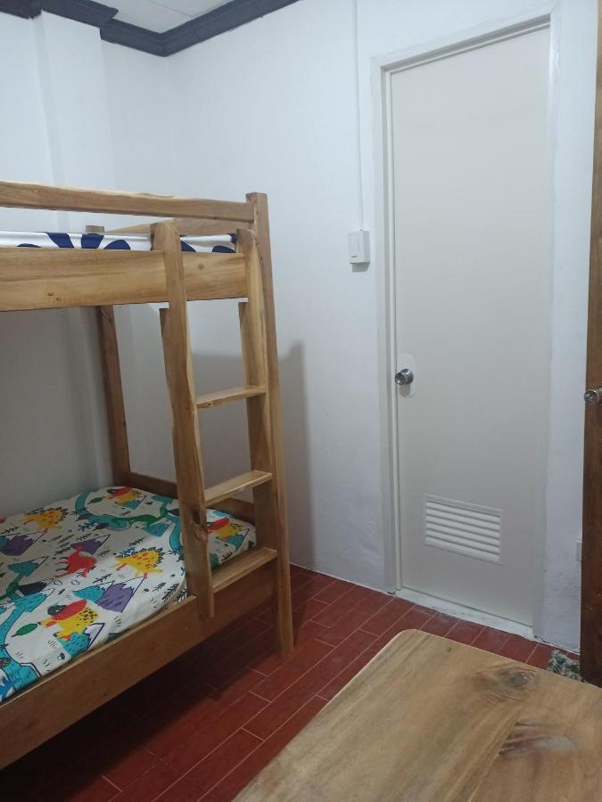 3Kids Homestay 卢纳将军城 外观 照片